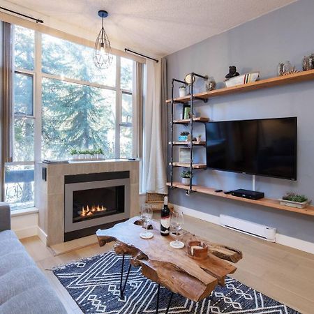 Newly Renovated Ski In Out W Pool 2 Hot Tubs Whistler Esterno foto