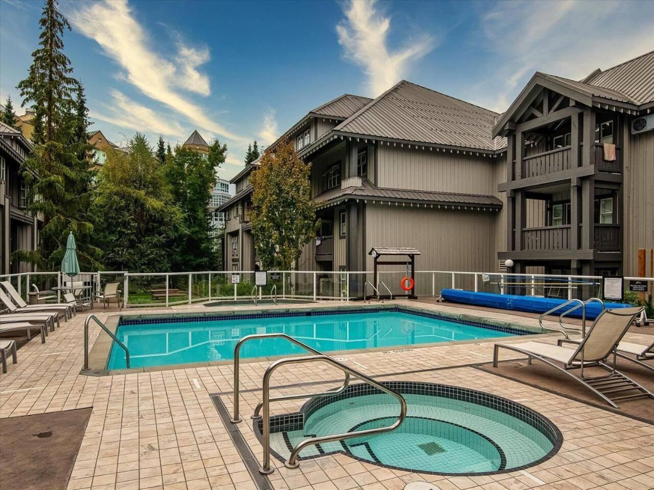 Newly Renovated Ski In Out W Pool 2 Hot Tubs Whistler Esterno foto